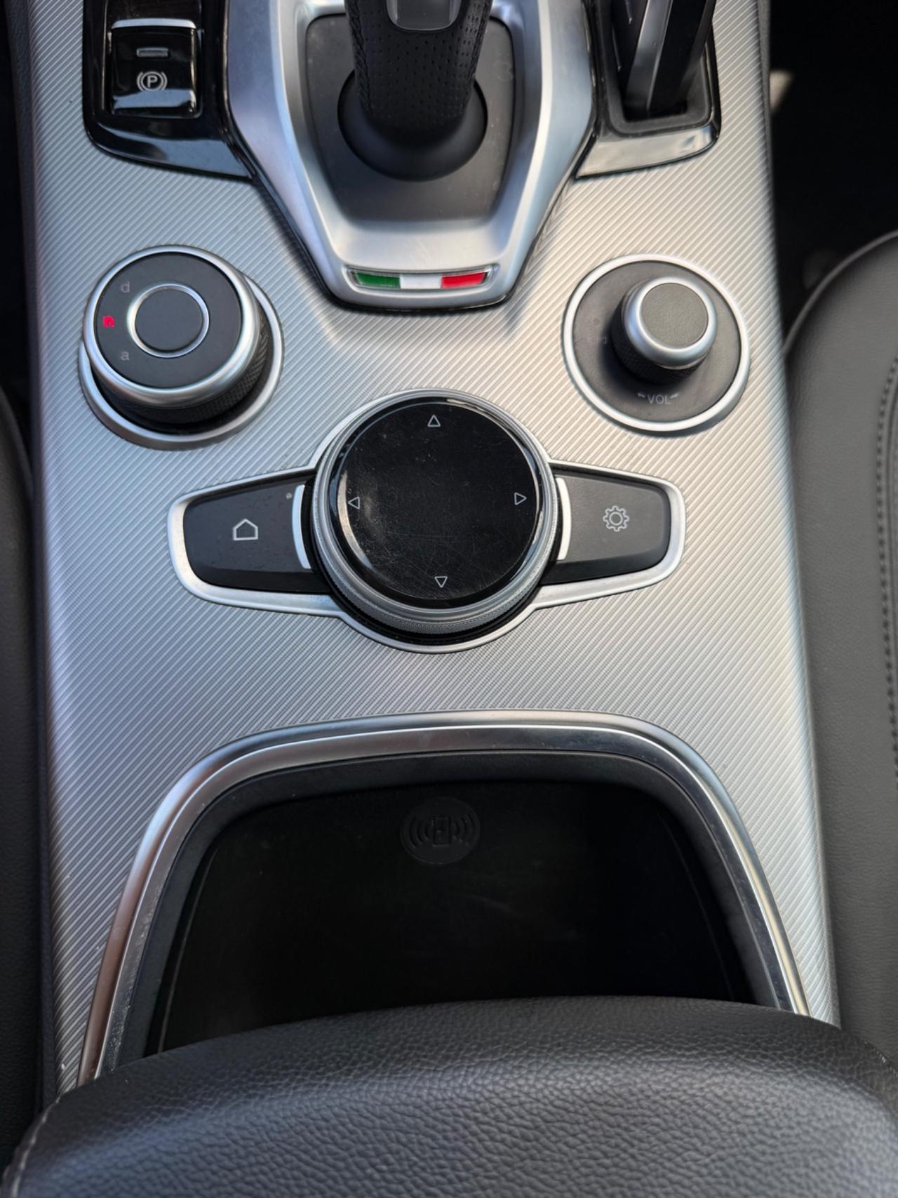 ALFA ROMEO STELVIO 2.2 Q4 UNICO PROPRIETARIO FULL OPT
