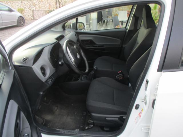 TOYOTA Yaris 1.0 72 CV 5 porte Cool