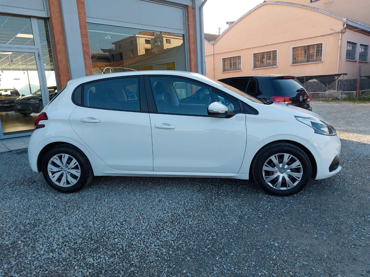 Peugeot 208 PureTech 82 5 porte UNICO PROPRIETARIO