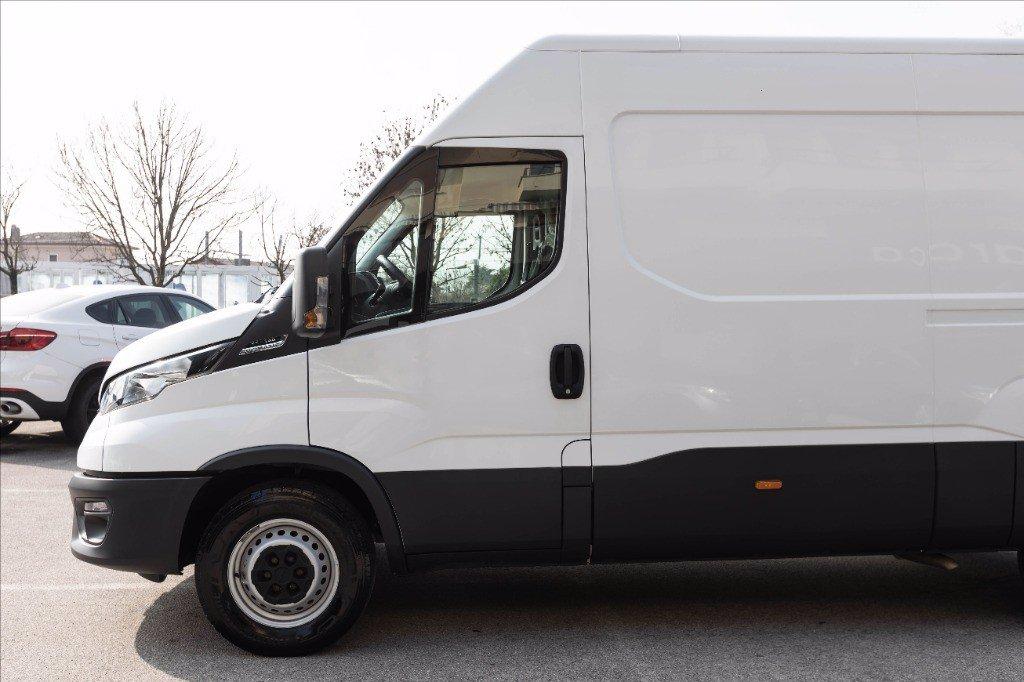 IVECO Daily 35 S14H V H2 3520L HD del 2022