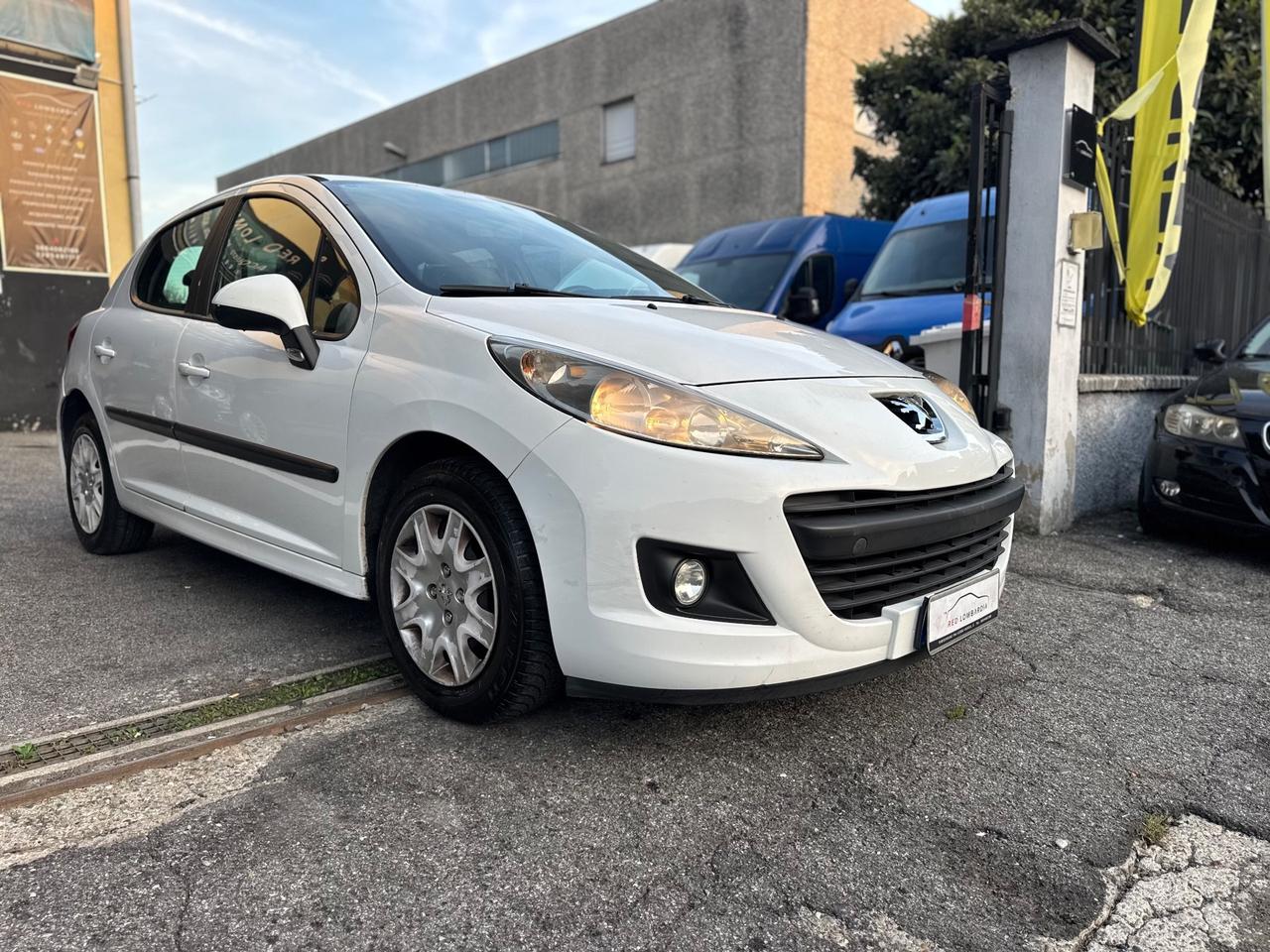 Peugeot 207 1.4 HDi 70CV FAP 5p. X Line