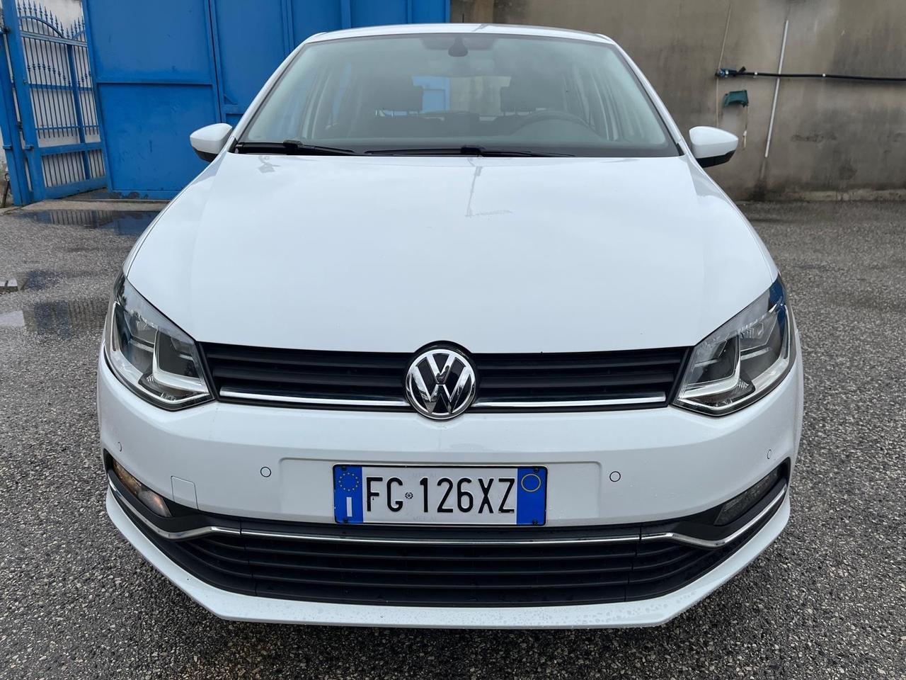 Volkswagen Polo 5P-1.4 tdi DSG-full-2017