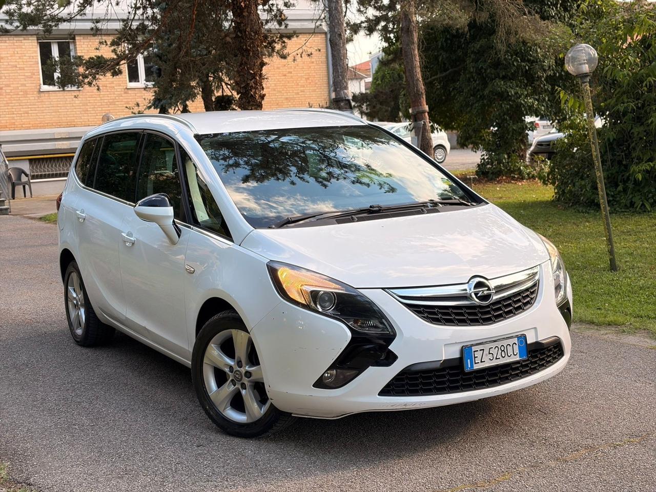 Opel Zafira 1.6 16V ecoM 150CV Turbo One