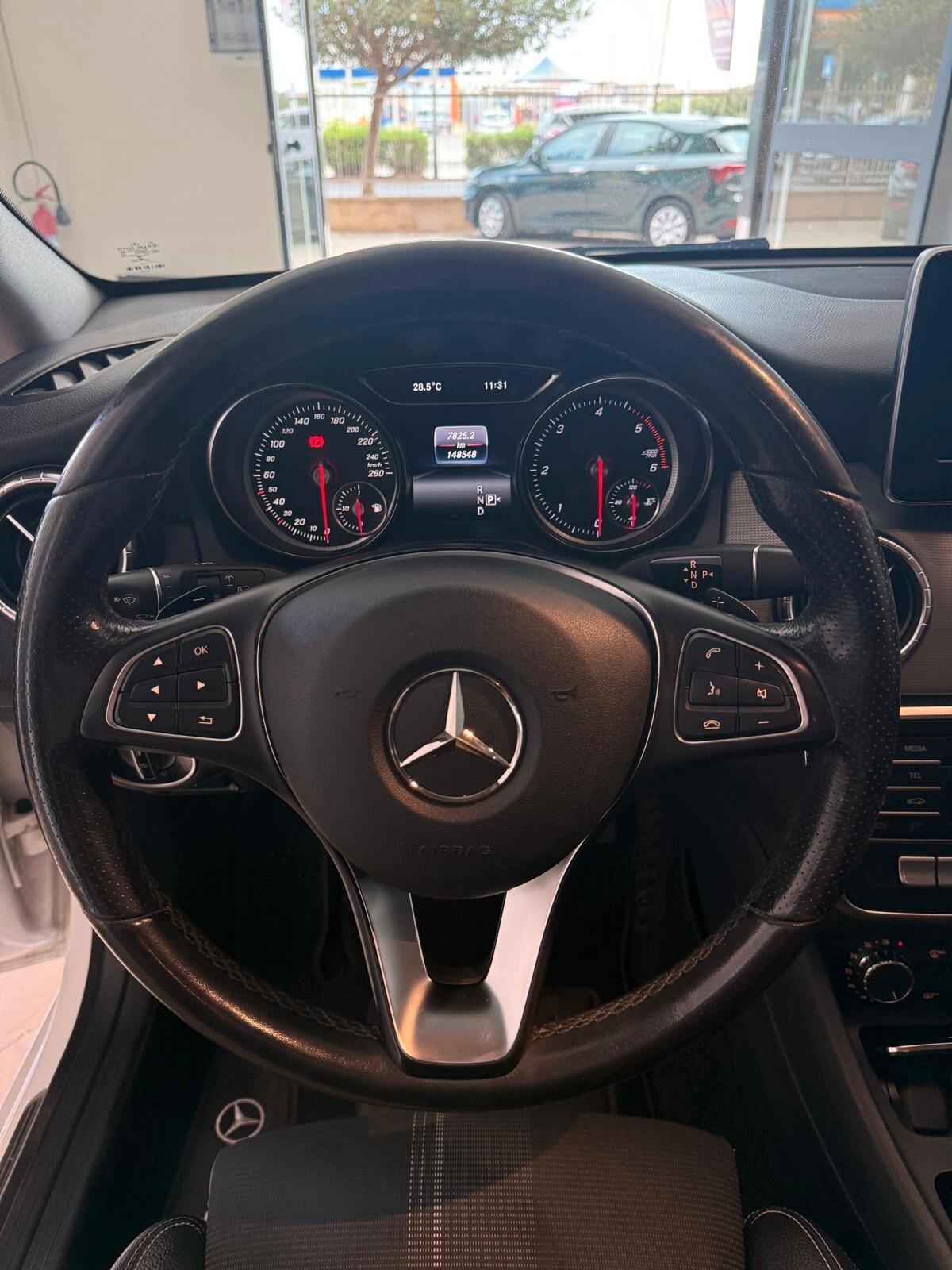 Mercedes-benz A 200 d Automatic Executive