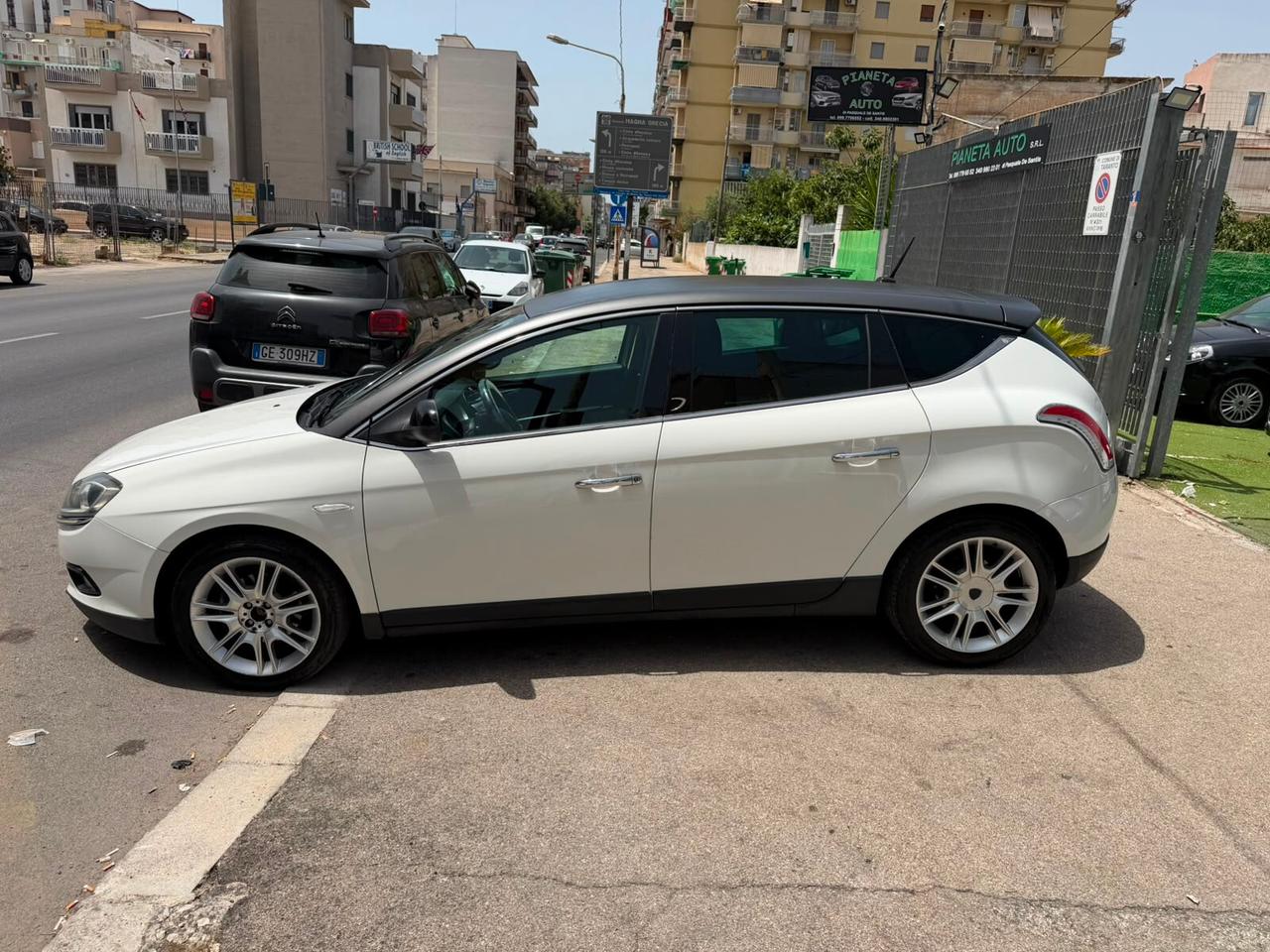 Lancia Delta 1.6 DIESEL MJT DPF Platino - ANNO 2010
