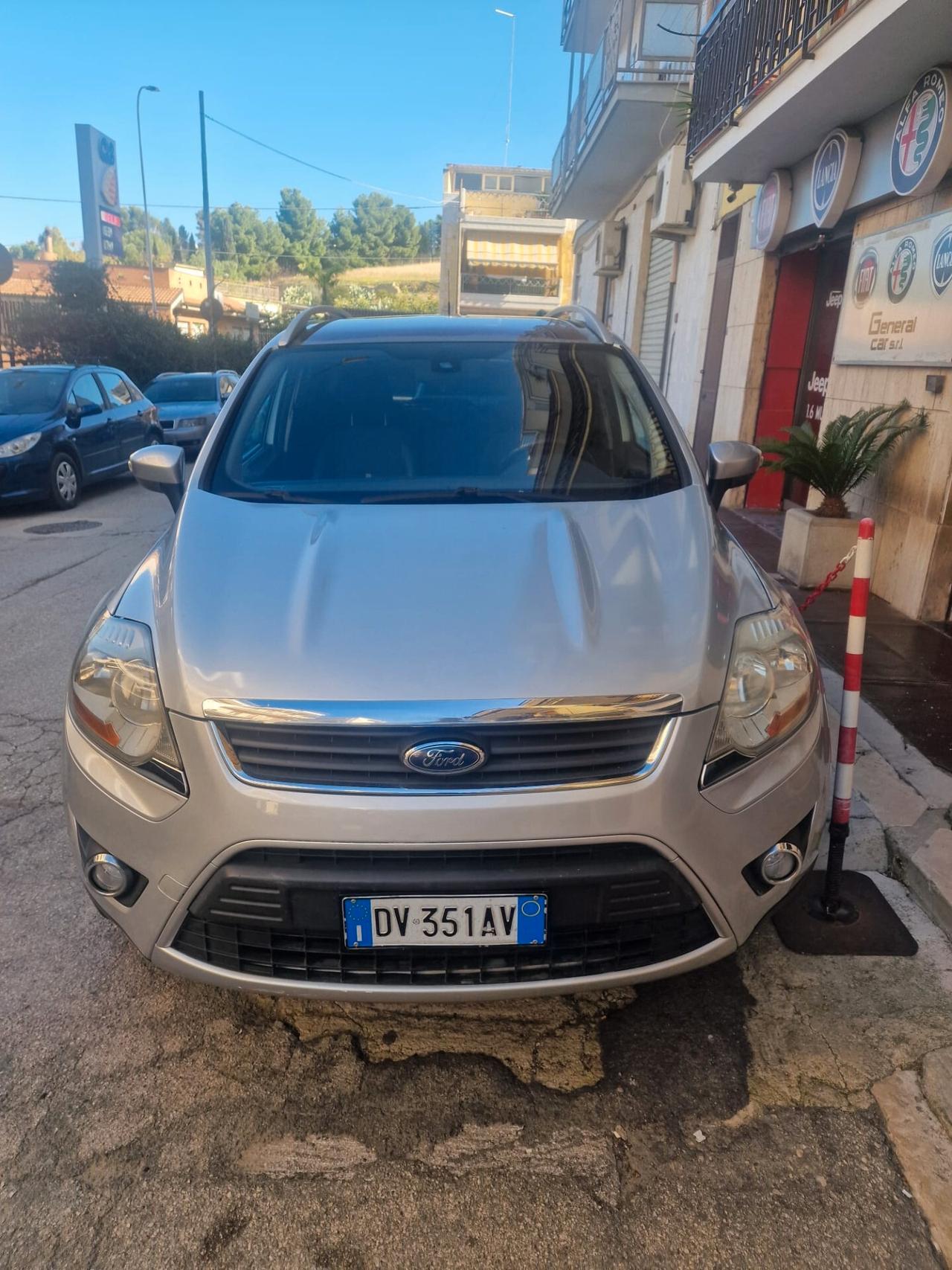 Ford Kuga 2.0 TDCi 136 CV 4WD Titanium DPF