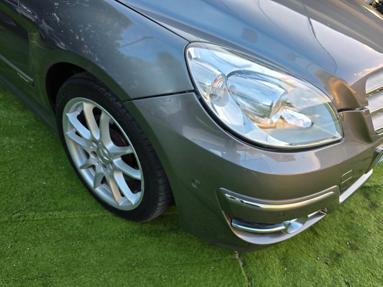 M.B B200 2.0D 140CV 126000KM-2011