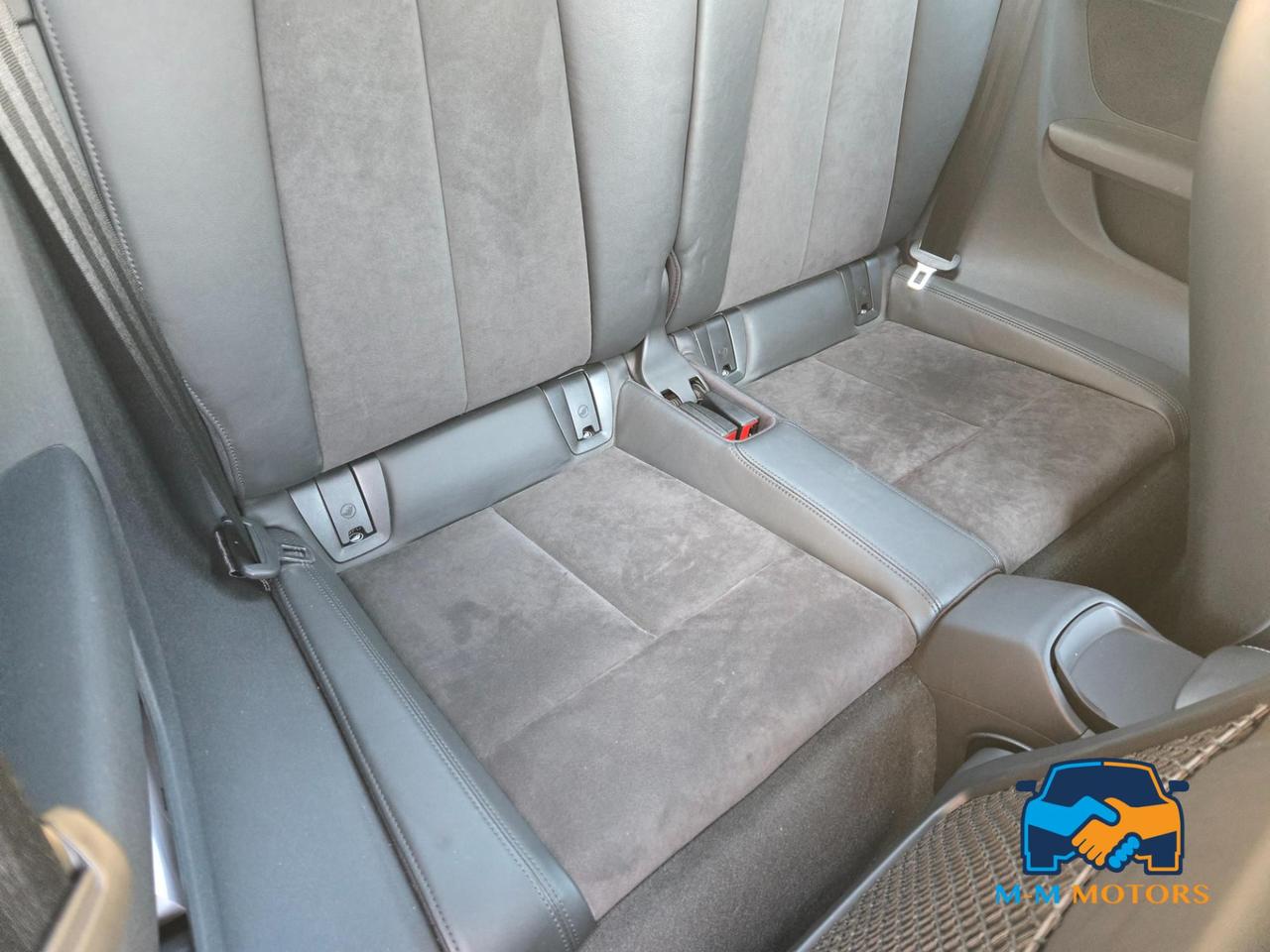 Audi TT Coupe 2.0 tfsi quattro s-tronic