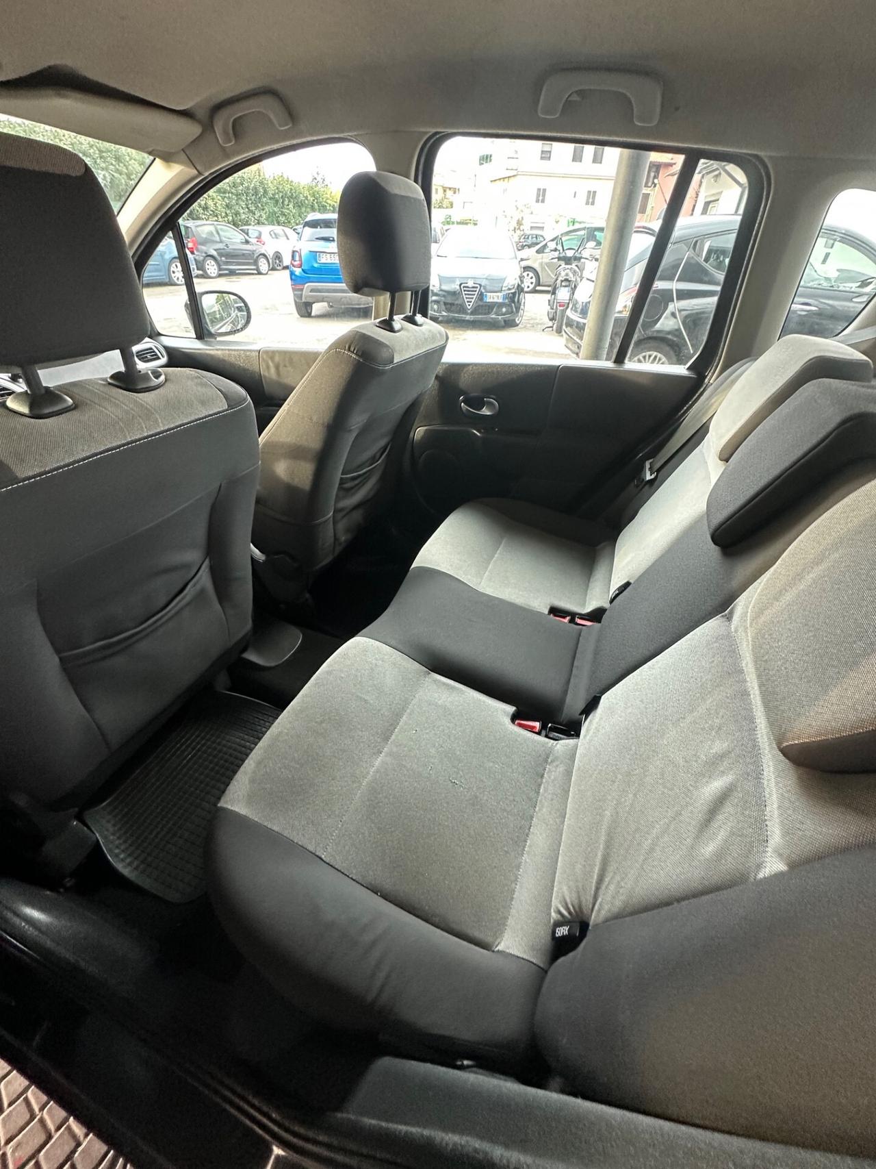 Renault Modus 1.5 dCi 85CV Dynamique