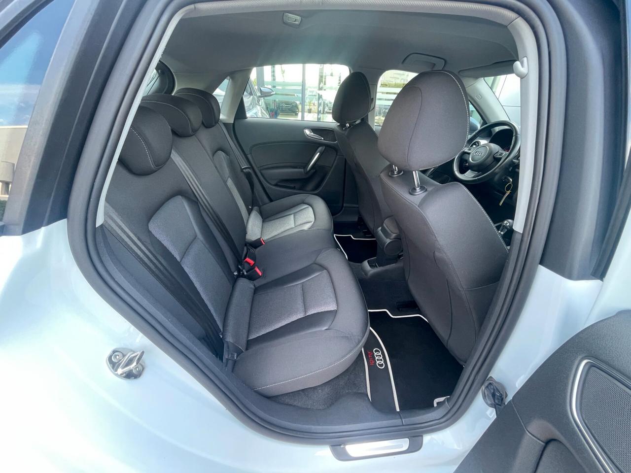 Audi A1 SPB 1.6 TDI S tronic Attraction