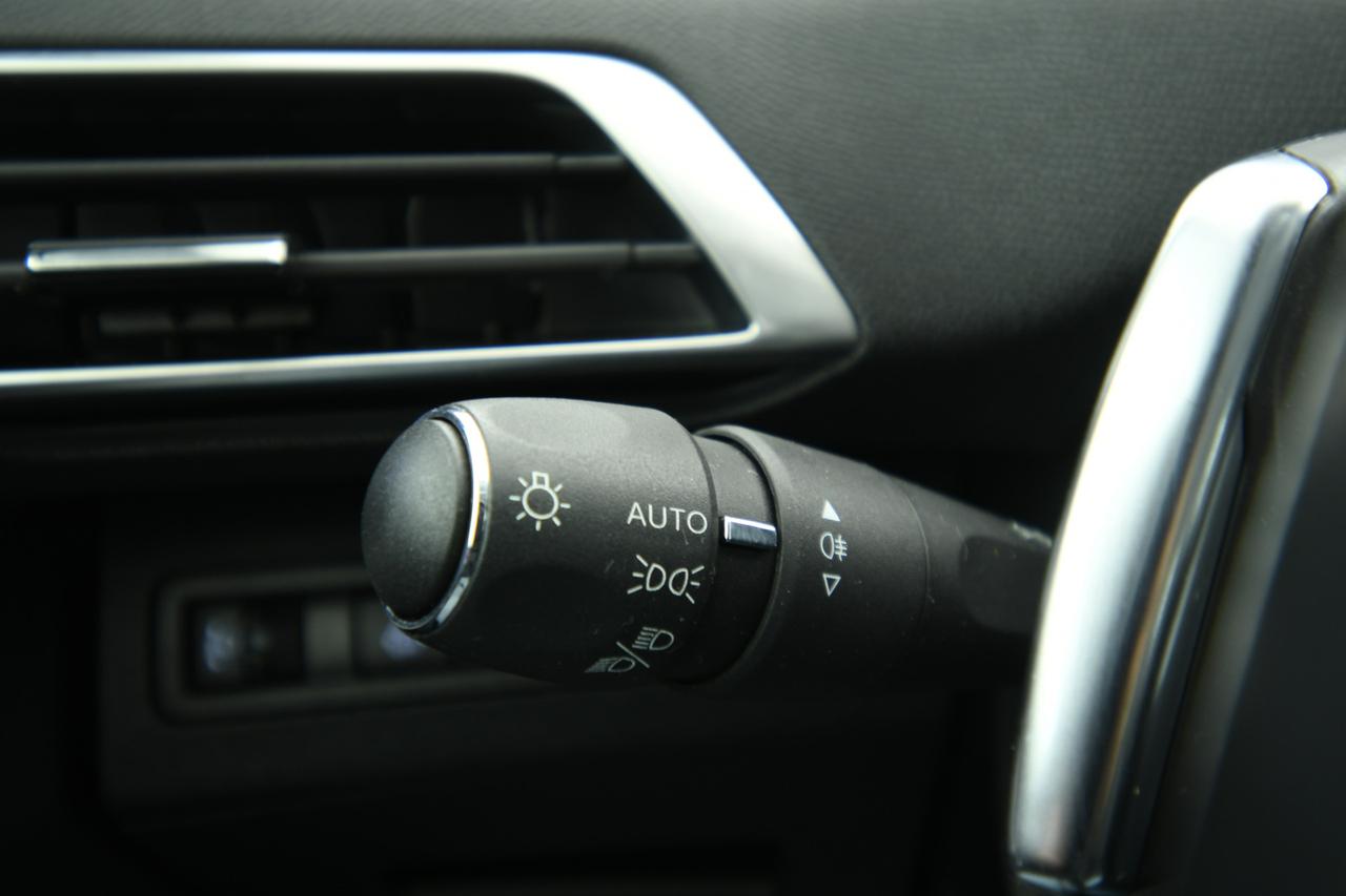 PEUGEOT 5008 1.5 bluehdi Allure Pack s&s 130cv eat8 CAMERA+APP CONNECT