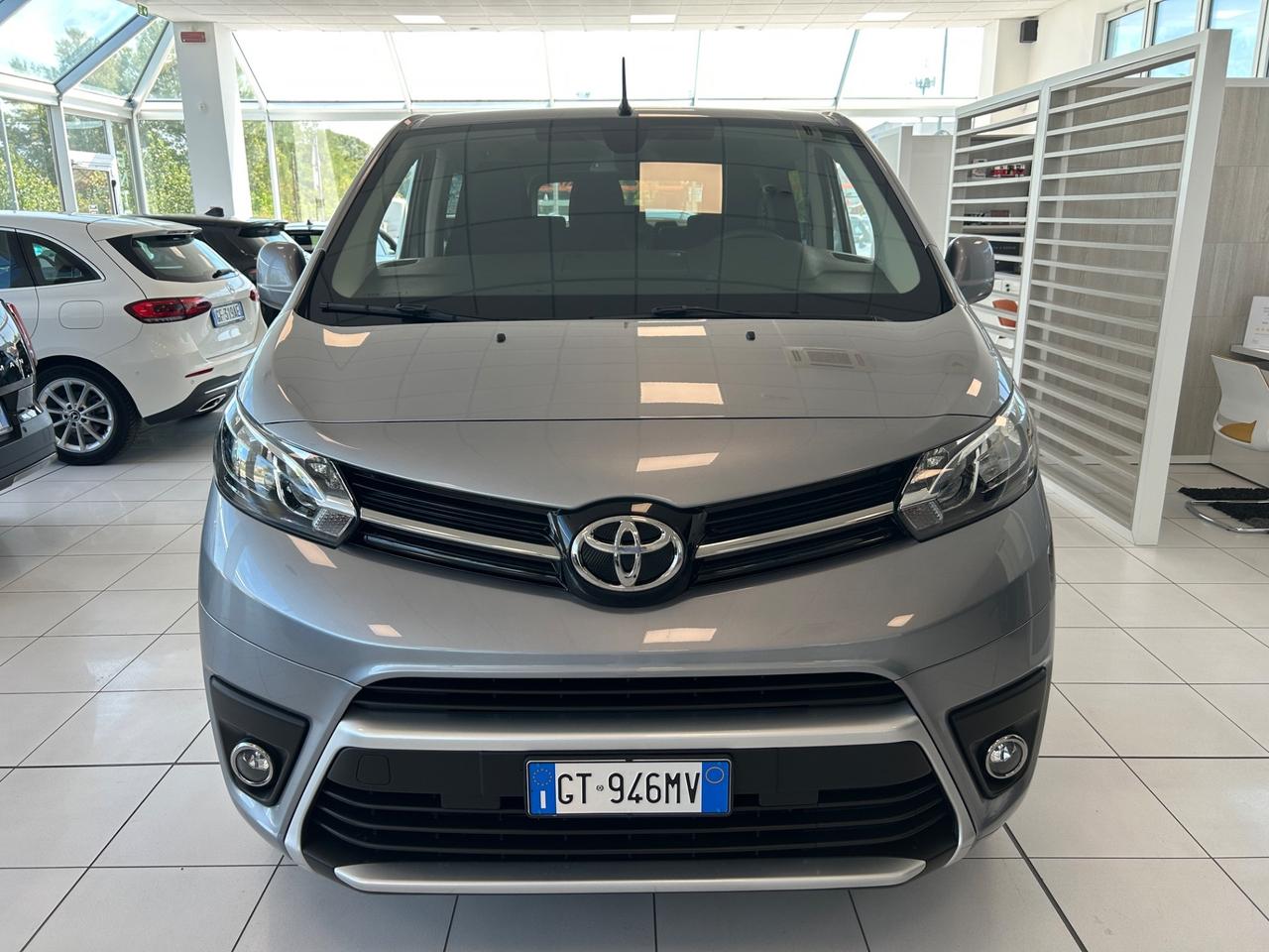 Toyota Proace Verso 2.0D 144 CV L1 Medium D Executive 9 posti
