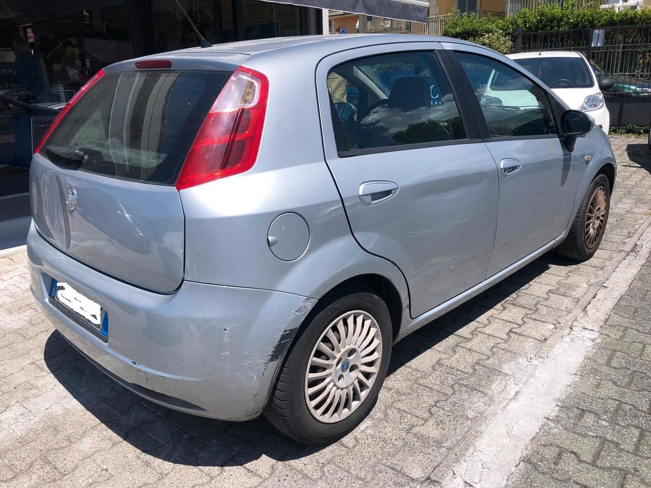 Fiat Grande Punto 1.2 5 GPL porte Dynamic