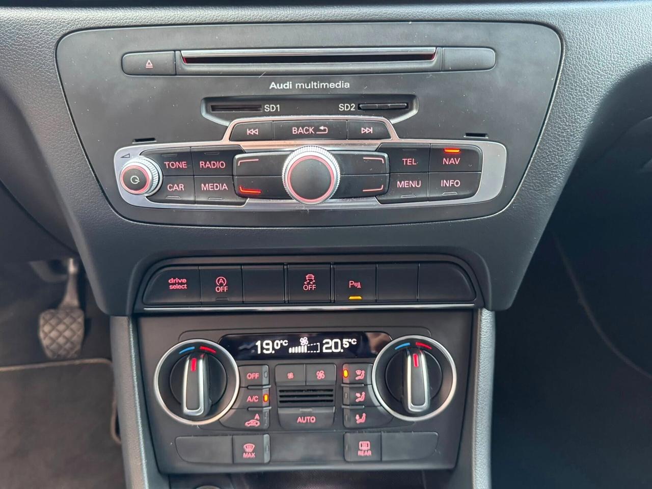 AUDI Q3 20 TDI 150 CV. E6 S-LINE FULL
