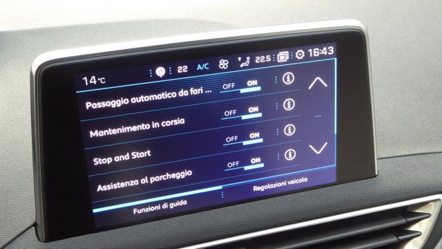 PEUGEOT 3008 BlueHDi 120 S&S EAT6 Allure