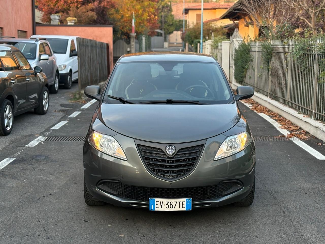 Lancia Ypsilon 1.2 BENZINA 2014 NEOPATENTATI