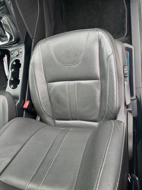 Ford Kuga 2.0 TDCI 140 CV 4WD Titanium