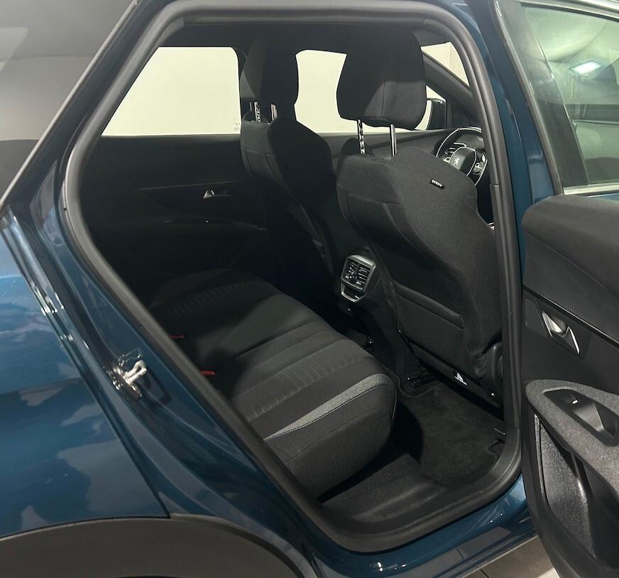 Peugeot 3008 BlueHDi 130 S&S Pack BUSINESS