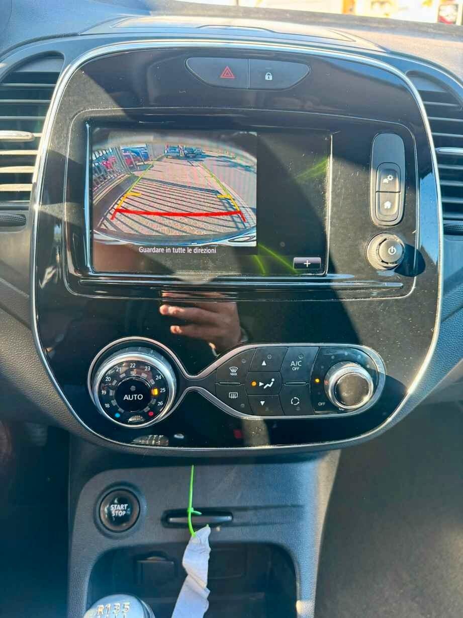 RENAULT CAPTUR 1.5 dCi 110 CV *FARI FULL LED