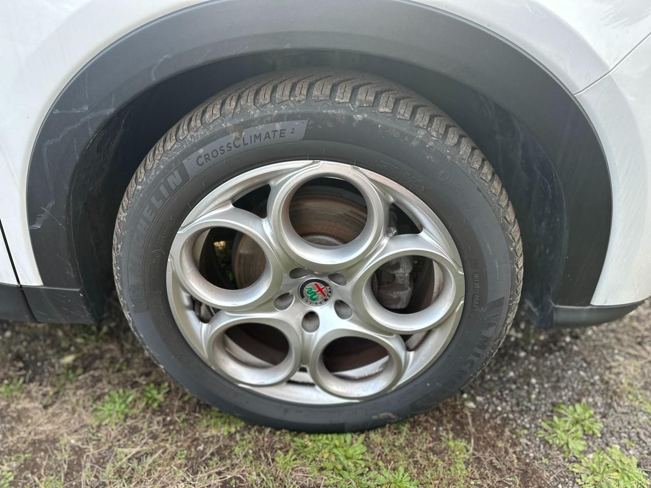 ALFA ROMEO Tonale - Tonale 1.6 Super 130cv tct6