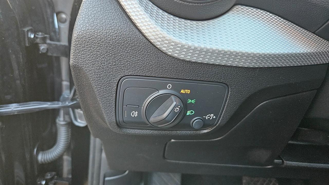 Audi Q2 35 1.5 tfsi s-tronic 150cv NAVY-CAMERA-SED.RISC