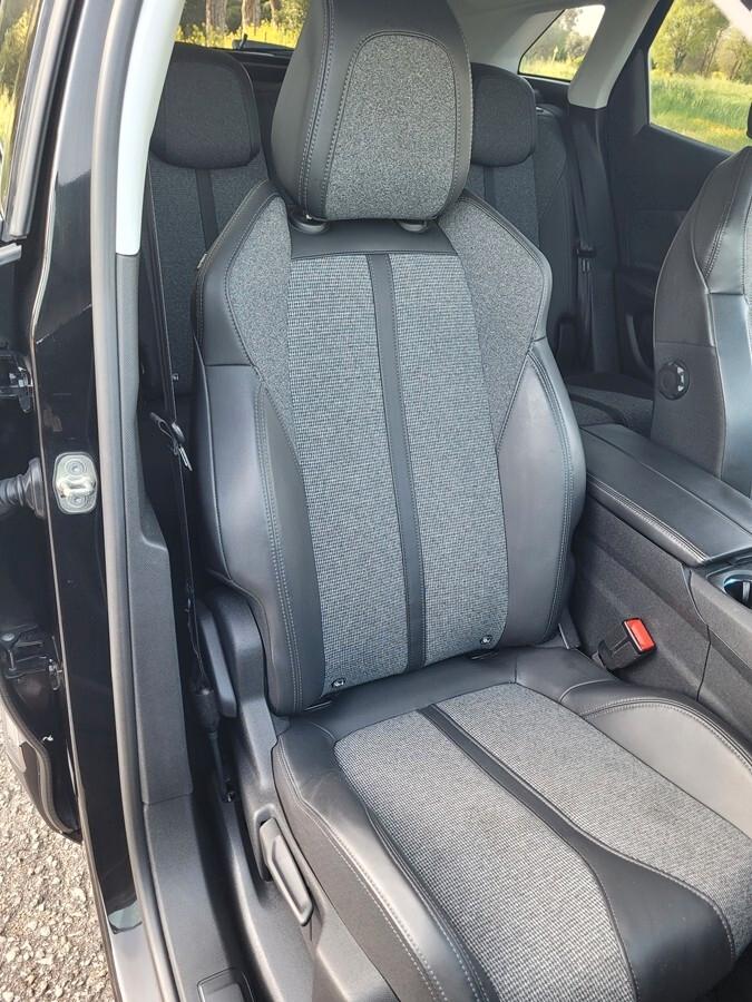 Peugeot 3008 BlueHDi 120 S&S EAT6 Allure