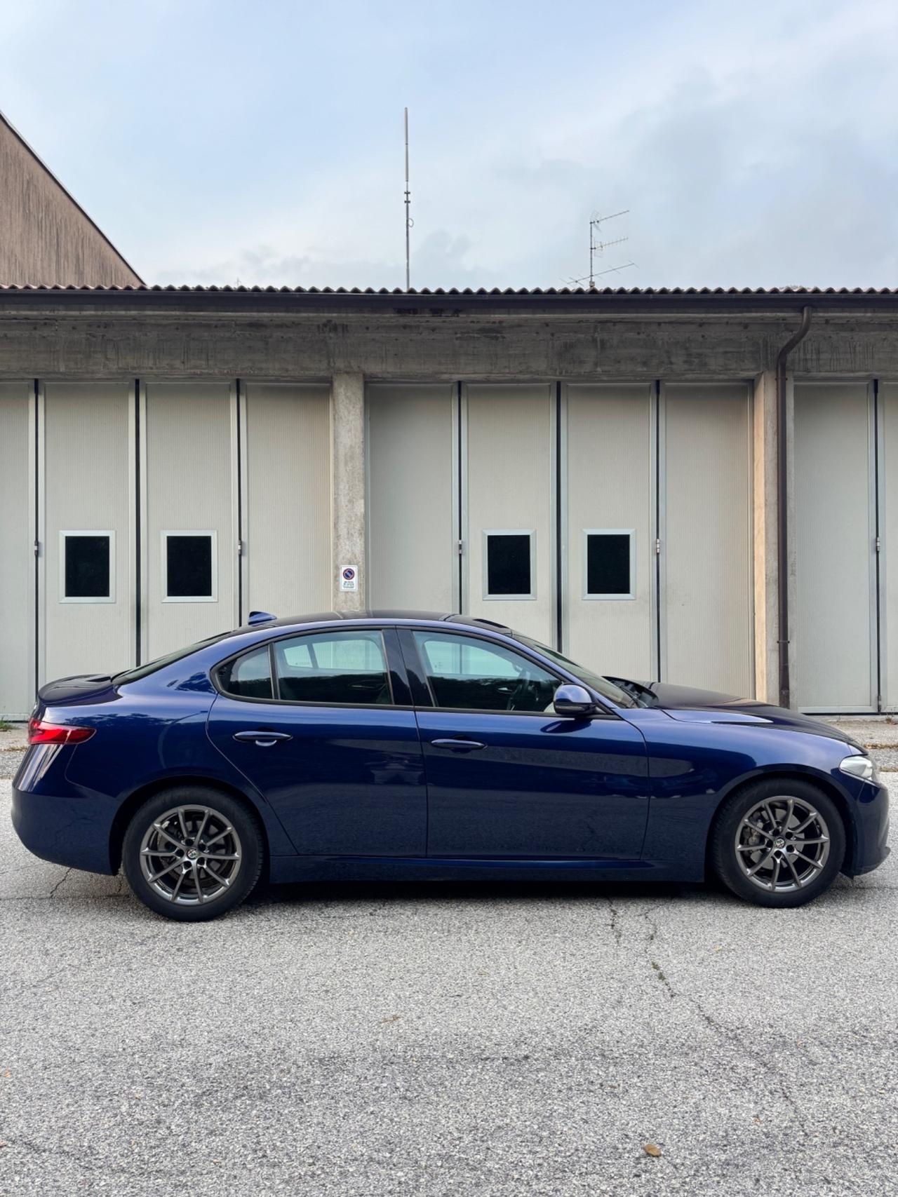 Alfa Romeo Giulia 2.2 Turbodiesel 160 CV AT8 Super