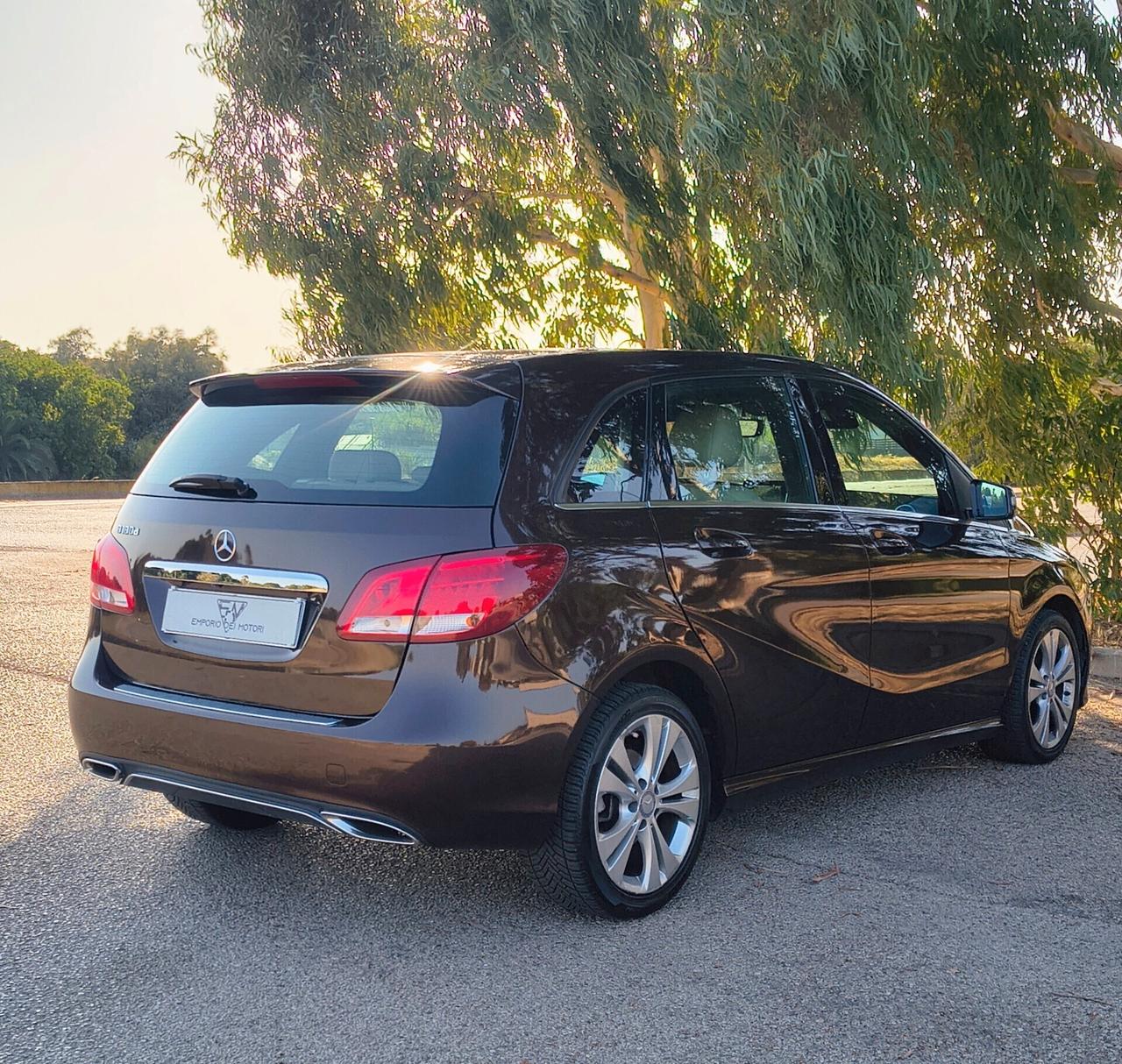 Mercedes Benz B 180 d 1.5 diesel 109cv Sport