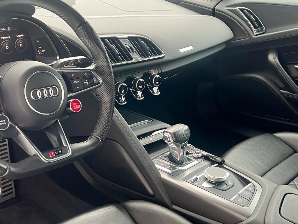 R8 5.2 540 CV RVS limited edition