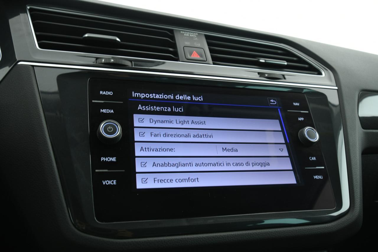 VOLKSWAGEN Tiguan 2.0 tdi Elegance 150cv dsg CAMERA+ACC+APP CONNECT