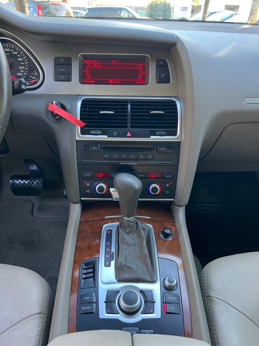 AUDI - Q7 - 3.0 V6 TDI 240 CV F.AP. quattro tip.