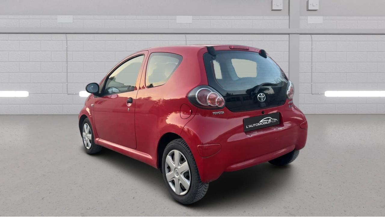 Toyota Aygo 1.0 12V VVT-i 3 porte Now Connect