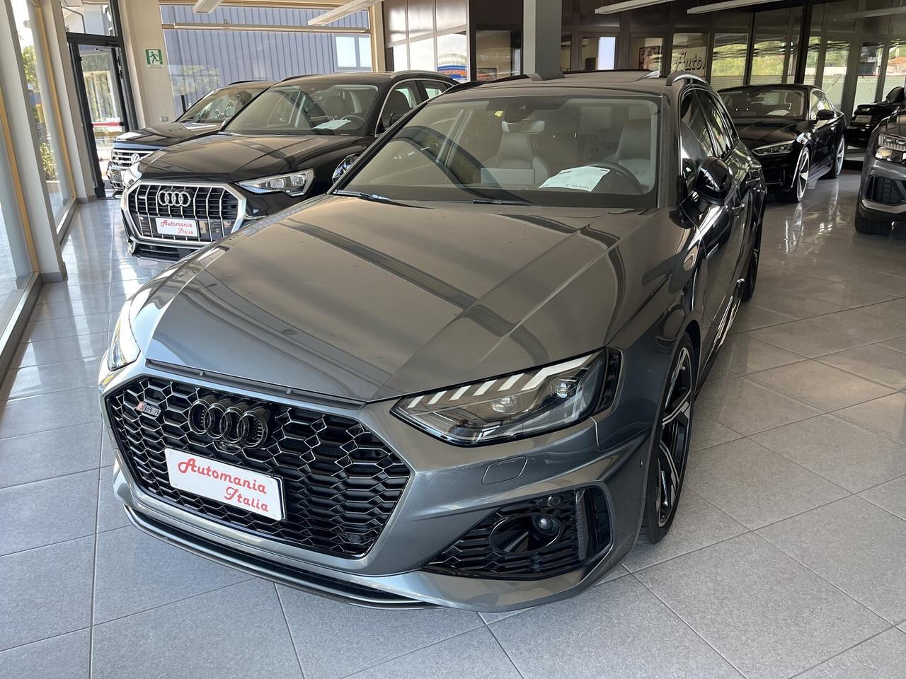 AUDI RS4 2900 TFSI 450 CV Tiptronic