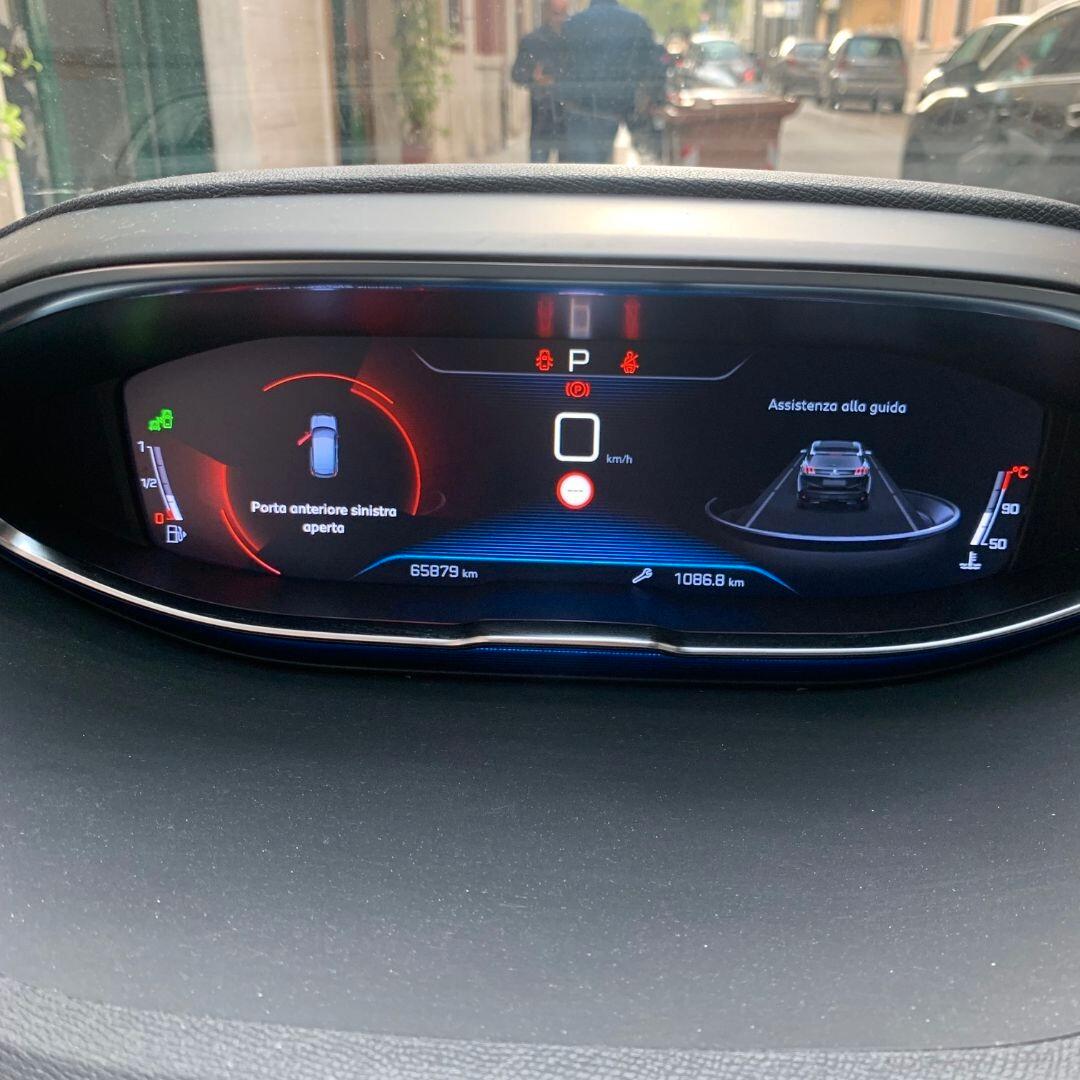 Peugeot 3008 Allure **LEGGI INFO**