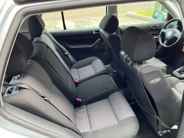 VOLKSWAGEN Golf 1.6 16V cat 5 porte Highline PARI AL NUVO