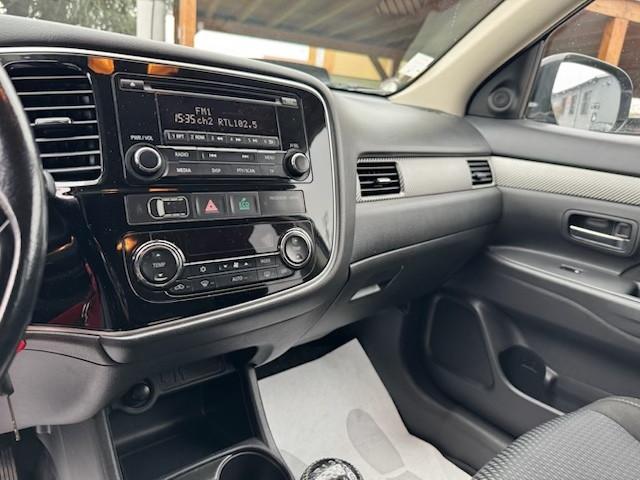 Mitsubishi Outlander 2.2 DI-D 4WD Intense