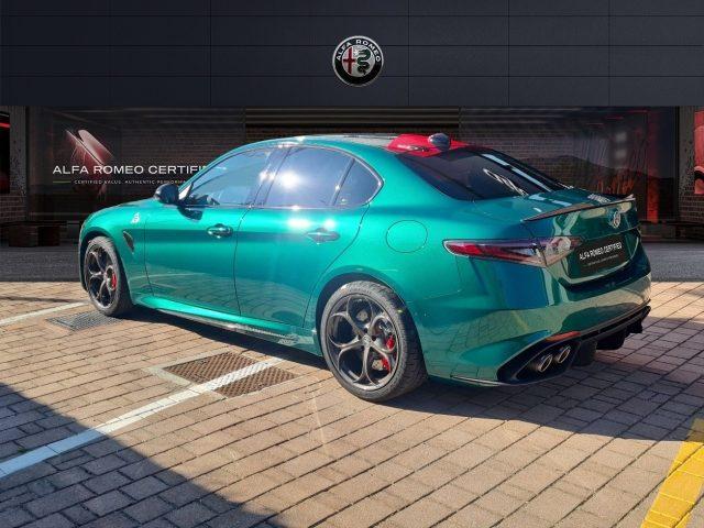ALFA ROMEO Giulia 2.9 V6 Bi-Turbo AT8 Quadrifoglio