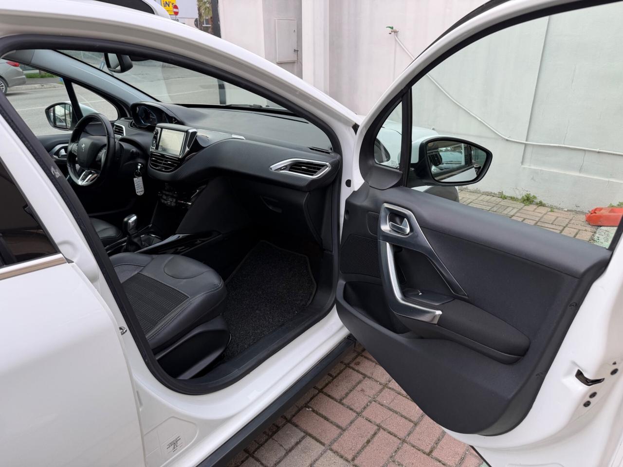 Peugeot 2008 1.6 BlueHDi Allure - GARANZIA