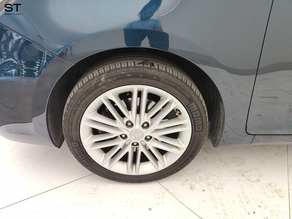 KIA Carens 3ª serie - Carens 1.7 CRDi 115 CV Business Class