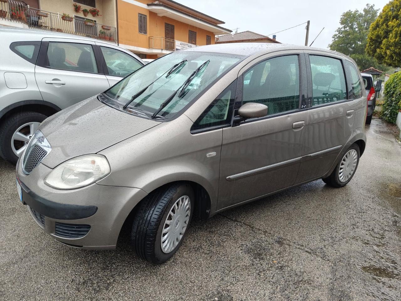 Lancia MUSA 1.3 Multijet 16V Argento