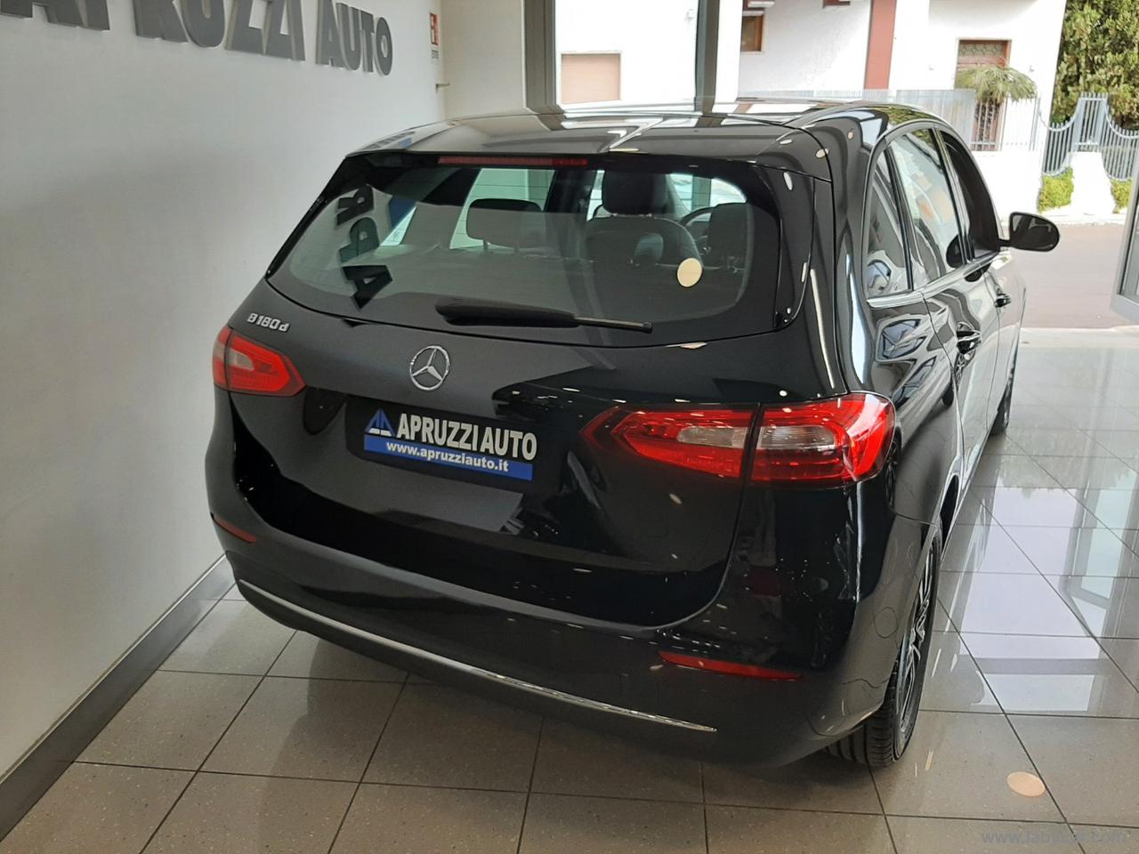 MERCEDES-BENZ B 180 d Automatic Sport