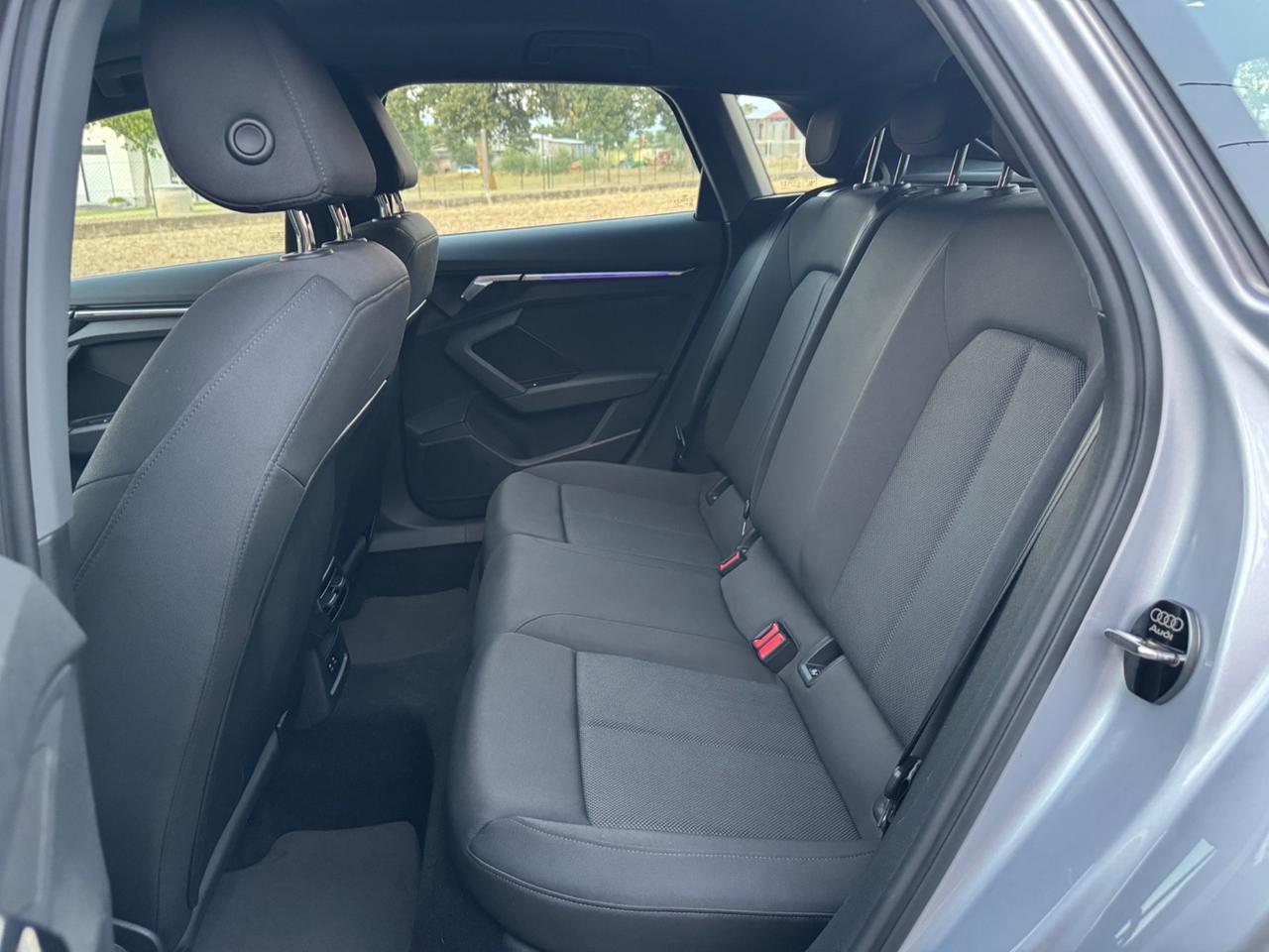 Audi A3 SPB 30 TDI Business Advanced