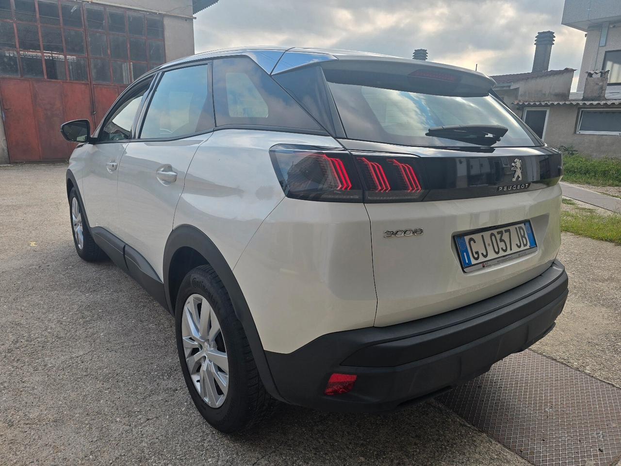 Peugeot 3008 BlueHDi 130 S&S Active Pack