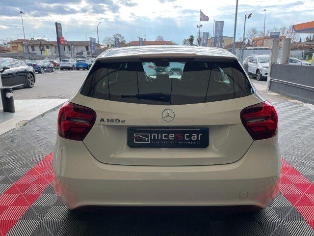 MERCEDES-BENZ A 180 d Premium *AMG PACK*