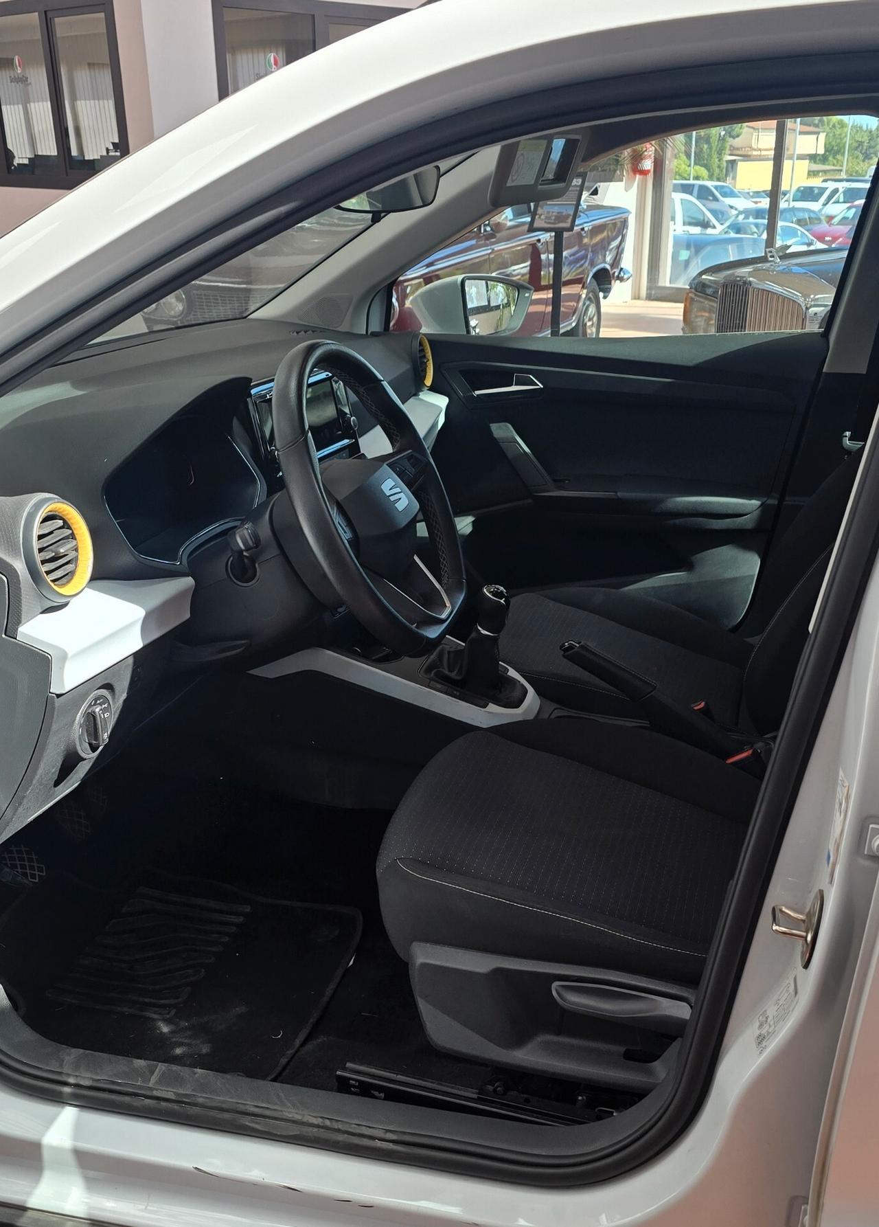 Seat Arona 1.0 EcoTSI 95 CV (70 kW) Style – Il Urban SUV Dinamico e Tecnologico