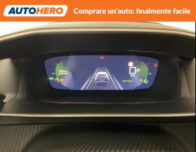 PEUGEOT 2008 BlueHDi 130 EAT8 Allure Pack