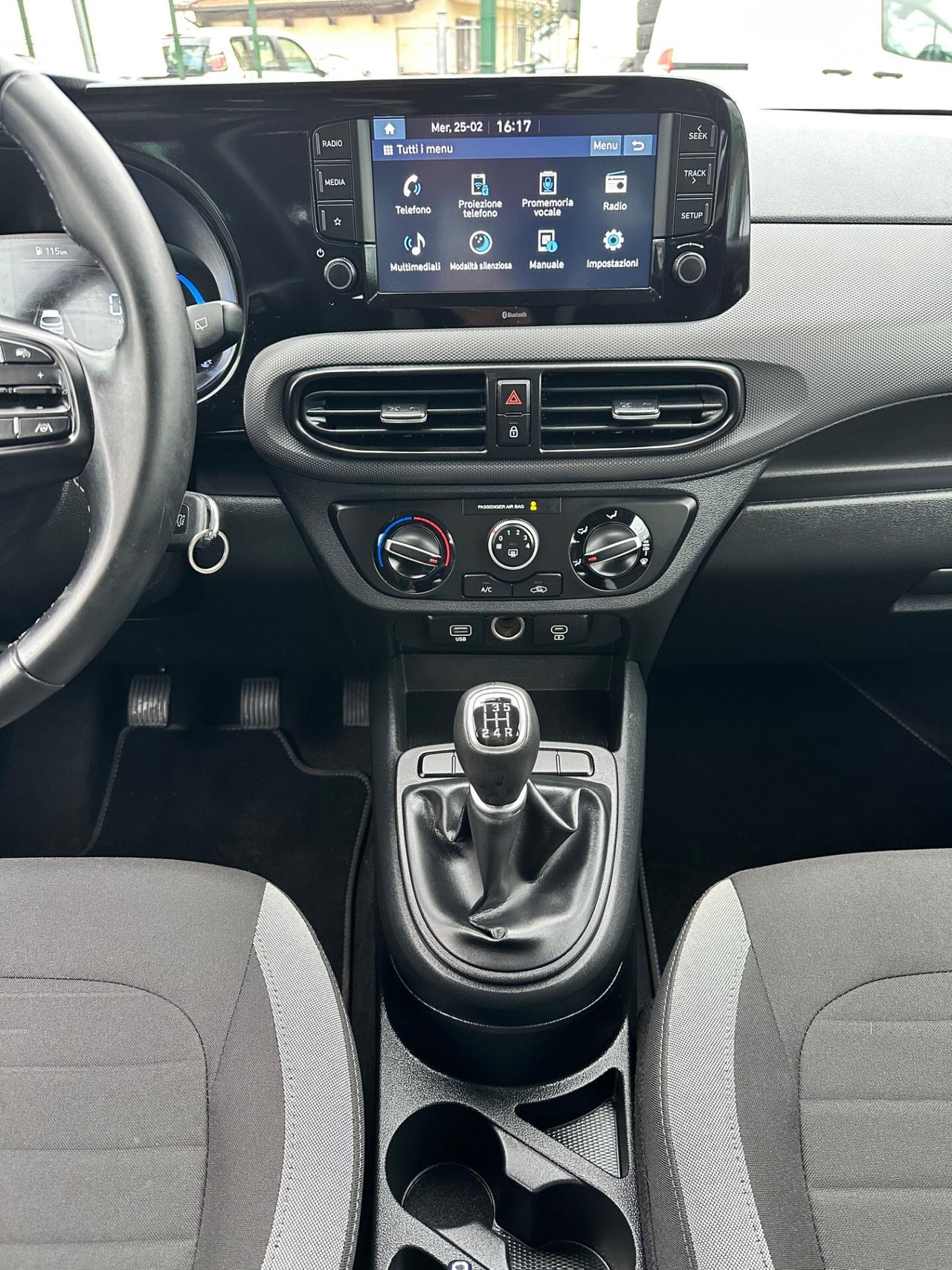 Hyundai i10 1.0 Benzina con soli 16.000km