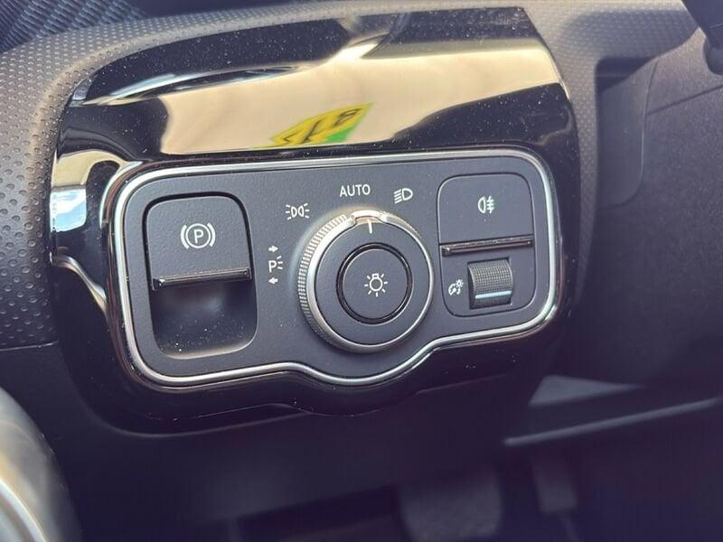 Mercedes-Benz Classe A A 180 d Progressive Advanced