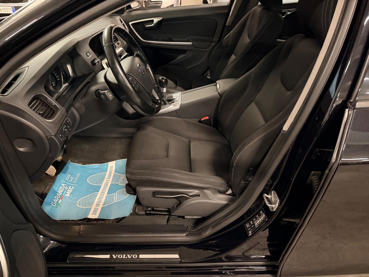 Volvo V60 D2 1.6 Kinetic