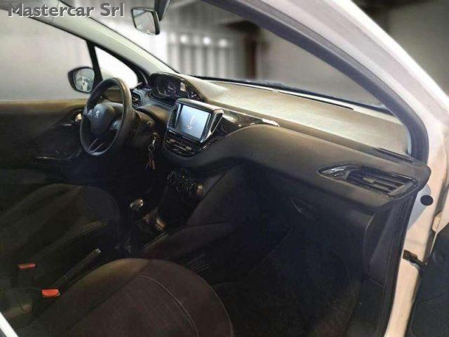 PEUGEOT 208 208 5p 1.6 bluehdi VAN - targa FG017GM